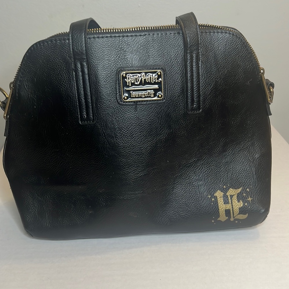 HTF Loungefly Harry Potter Hogwarts Castle Outline  crossbody Purse Bag